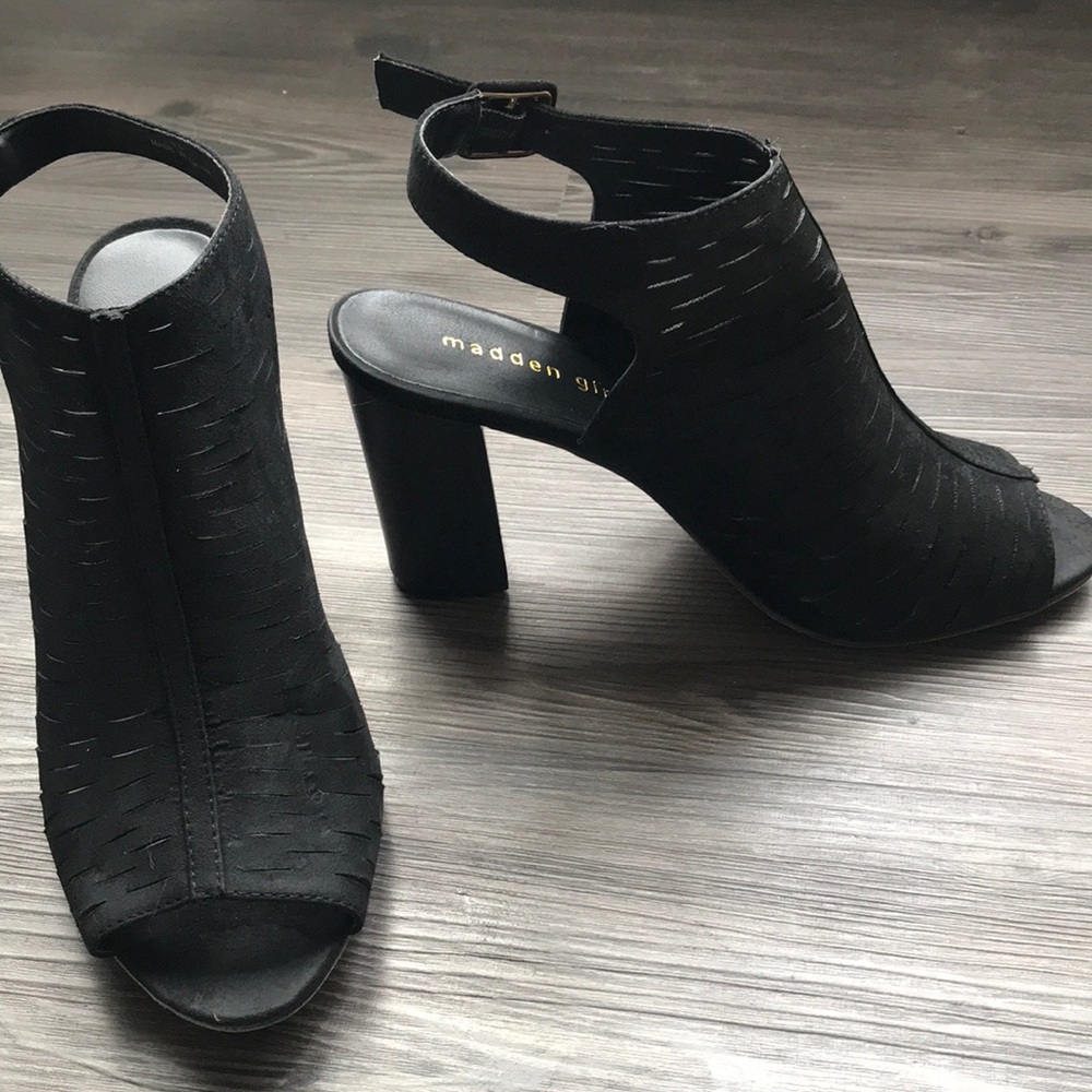 New without tags/box Madden girl booties